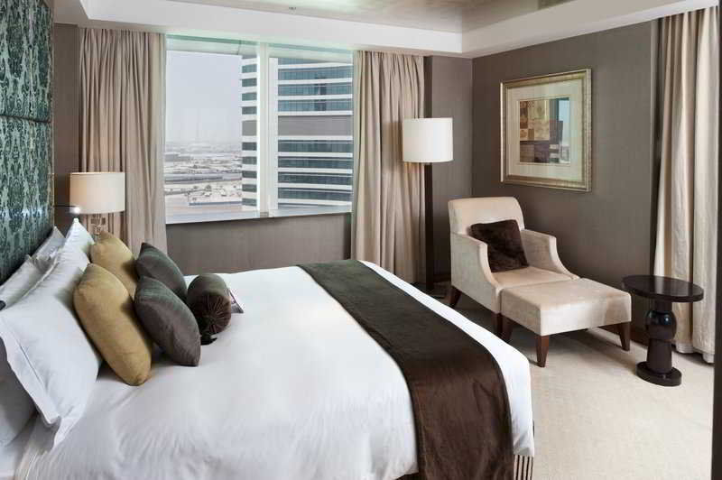 Crowne Plaza Dubai Festival City Room photo